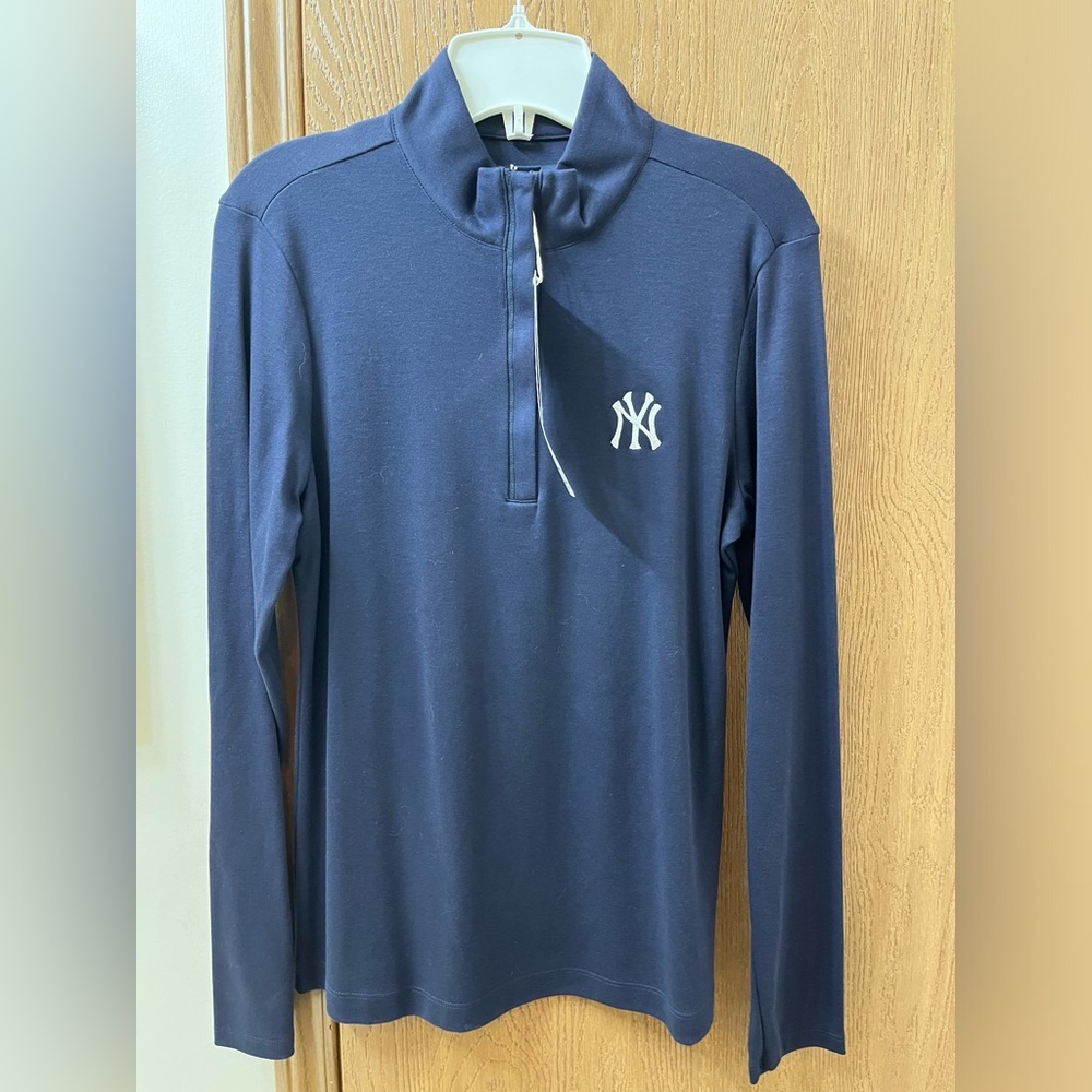 NY Yankees Women’s Cutter & Buck DryTec Pullover